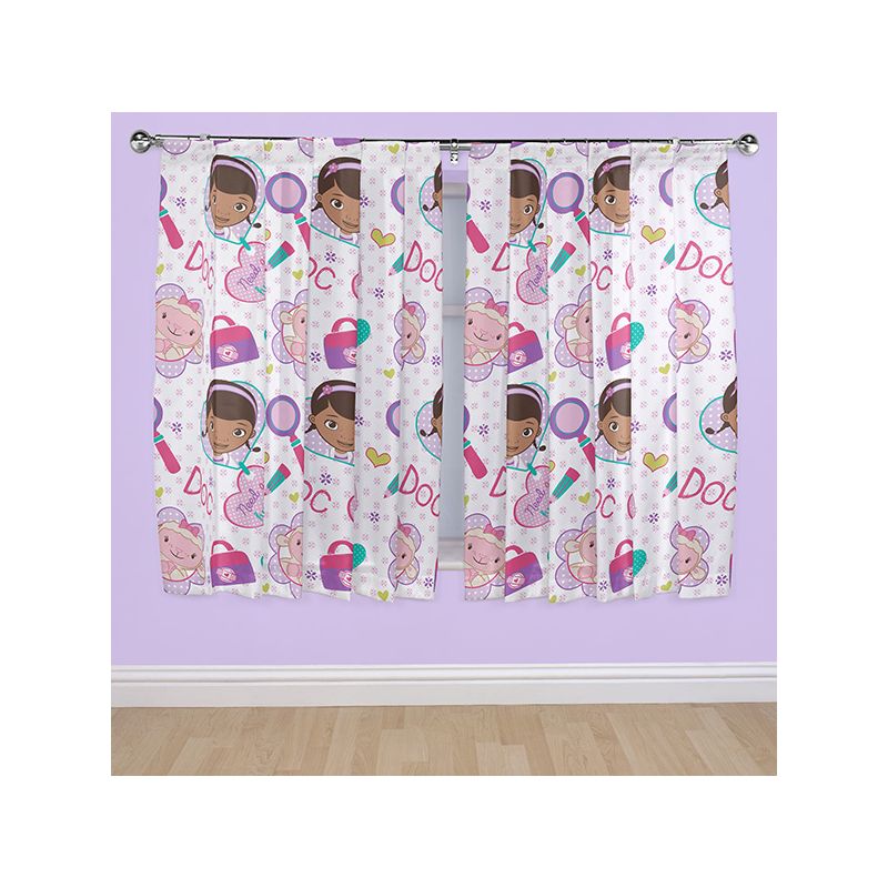 rideaux docteur la peluche pour déco chambre fille rideaux docteur la peluche pour déco chambre fille